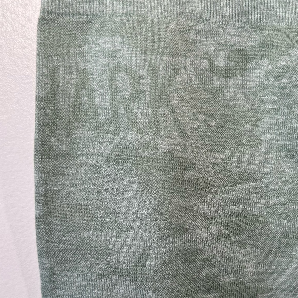 Gymshark Adapt Camo Seamless Leggings - Picture 8 of 15
